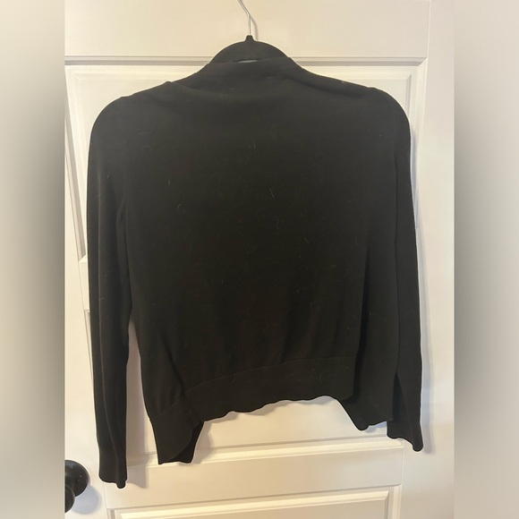 2$/20 - Banana republic - petite classic button up cardigan - Picture 3 of 4